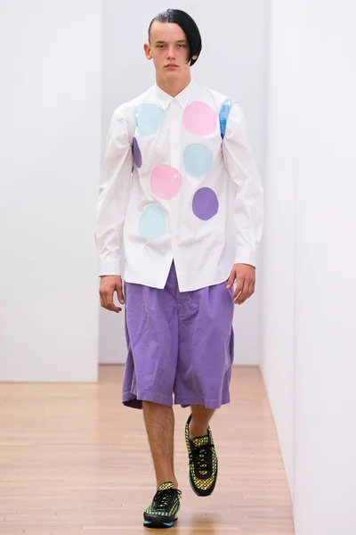 Look 13